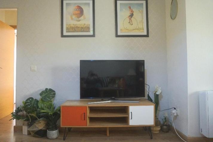 Romantic Apartment With Free Parking Sevilla Exterior foto