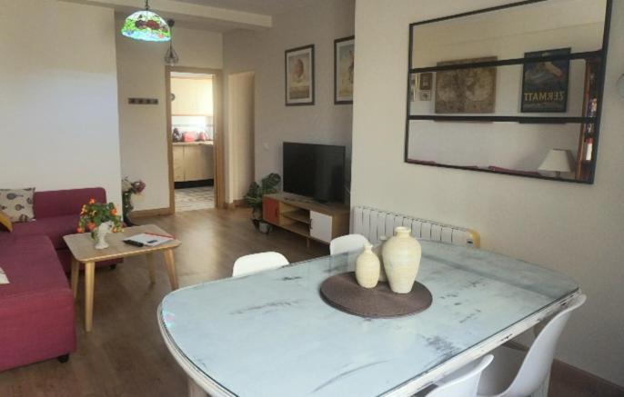 Romantic Apartment With Free Parking Sevilla Exterior foto