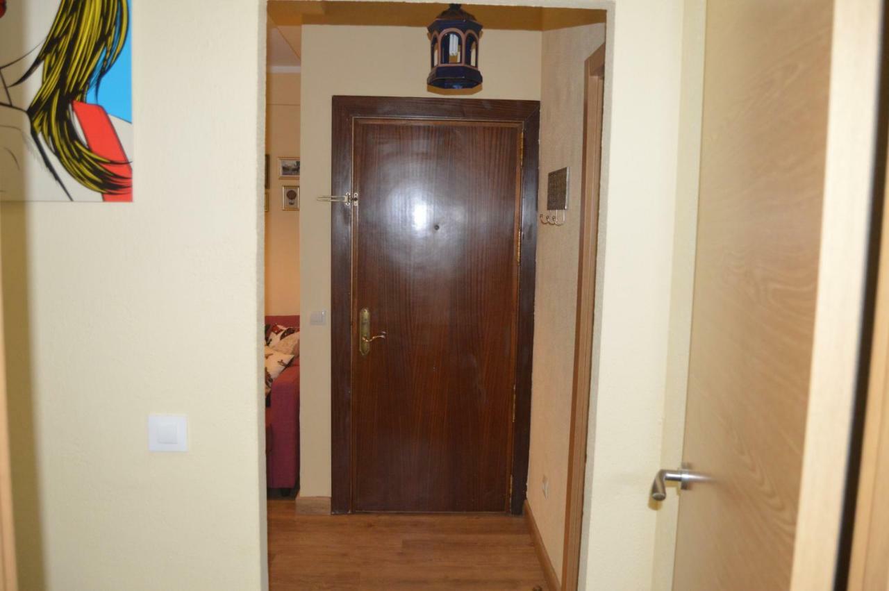 Romantic Apartment With Free Parking Sevilla Exterior foto